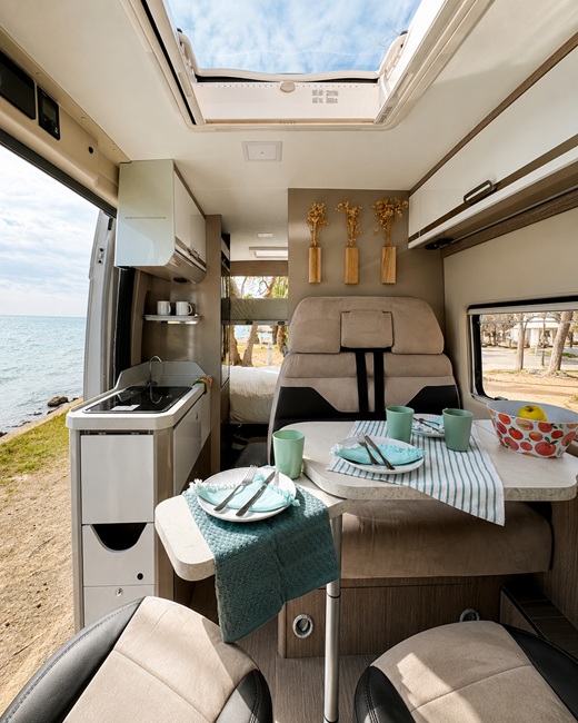 Mari interior